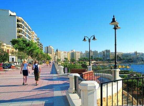 Modern Apartment In The Best Area Of Sliema Eksteriør bilde